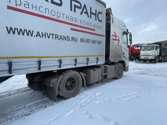 Седельный тягач Dongfeng DFH4180 2023 года б/у фото 6