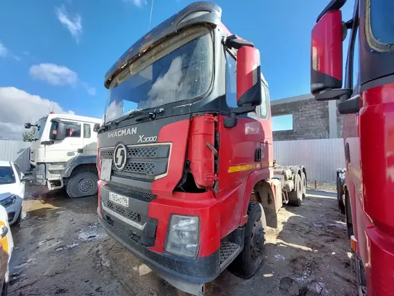Седельный тягач Shacman SX42586V385 2023 года б/у фото 2