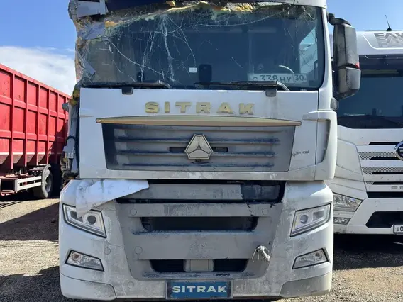 Седельный тягач SITRAK c7h 2023 года б/у фото 2