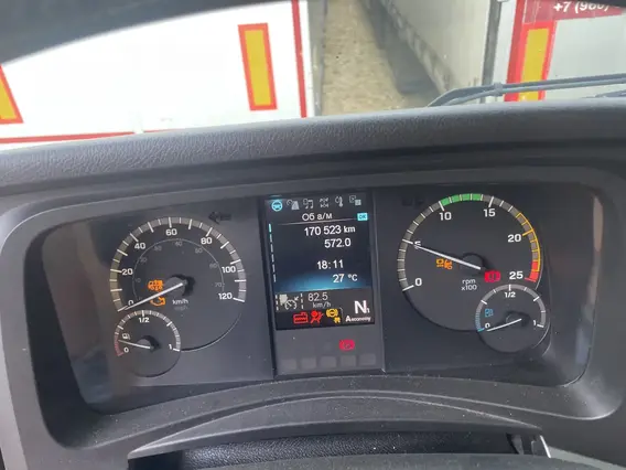 Седельный тягач Mercedes-Benz Actros 2023 года б/у фото 6