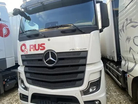 Седельный тягач Mercedes-Benz Actros 2023 года б/у фото 2