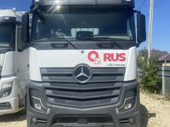 Седельный тягач Mercedes-Benz Actros 2024 года б/у фото 2