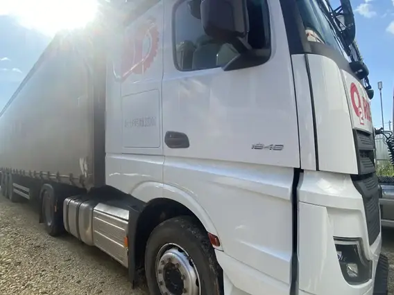 Седельный тягач Mercedes-Benz Actros 2023 года б/у фото 3