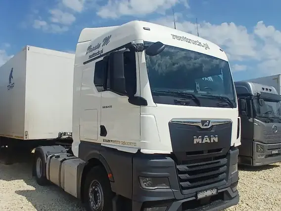 Седельный тягач MAN TGX 2022 года б/у