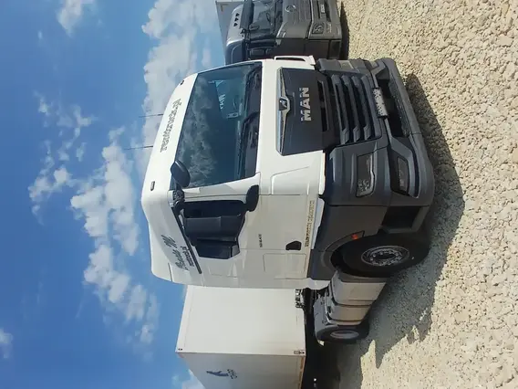 Седельный тягач MAN TGX 2022 года б/у фото 4