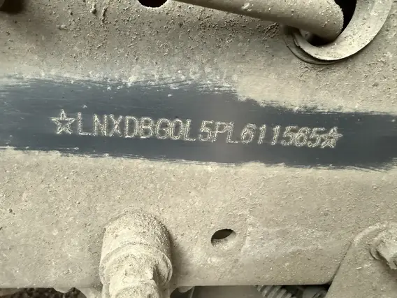 Седельный тягач Chenglong LZ4181H7AB 2023 года б/у фото 12