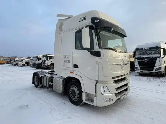 Седельный тягач Dongfeng DFH4180 2023 года б/у
