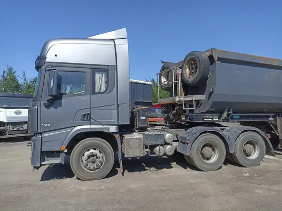 Седельный тягач Shacman SX42566V324 2022 года б/у фото 4