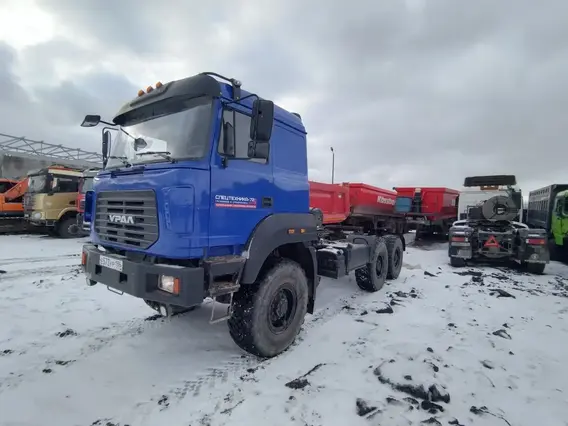 Седельный тягач Урал 44202 2023 года б/у фото 5