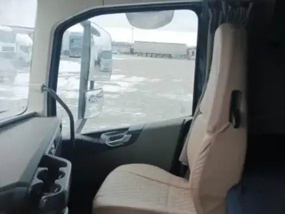 Седельный тягач Volvo FH 2022 года б/у фото 14