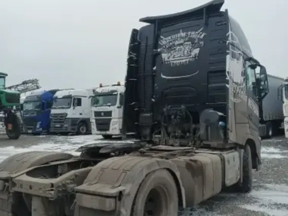 Седельный тягач Volvo FH 2022 года б/у фото 6