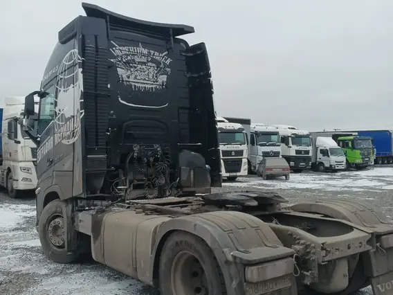 Седельный тягач Volvo FH 2022 года б/у фото 8