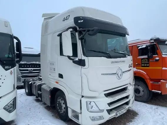 Седельный тягач Dongfeng DFH4180 2023 года б/у