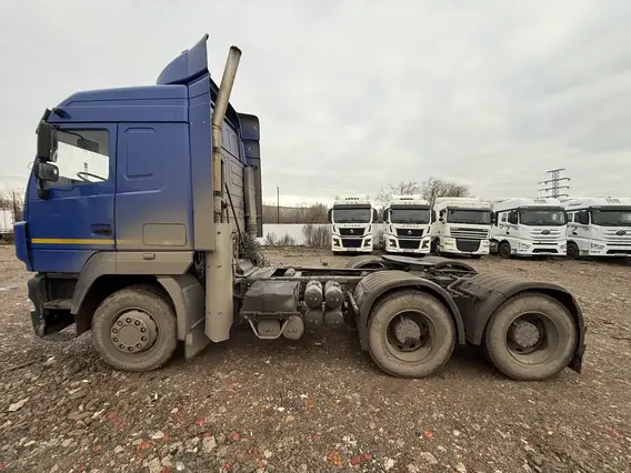 Седельный тягач МАЗ 643028 2023 года б/у фото 6