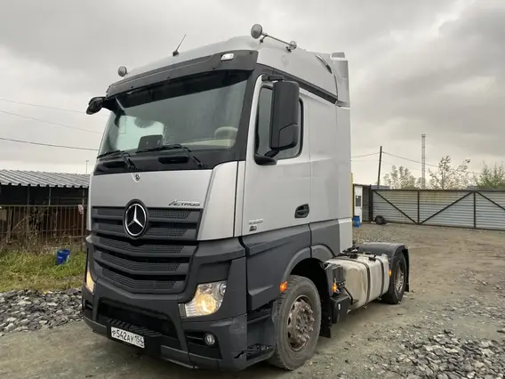 Седельный тягач Mercedes-Benz E-Class 2023 года б/у фото 2