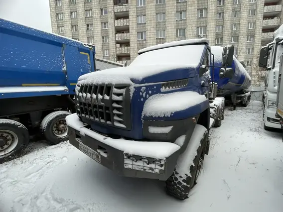 Седельный тягач Урал 44202 2021 года б/у фото 3
