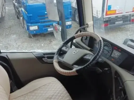 Седельный тягач Volvo FH 2020 года б/у фото 5