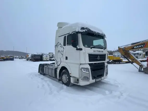 Седельный тягач SITRAK c7h 2023 года б/у