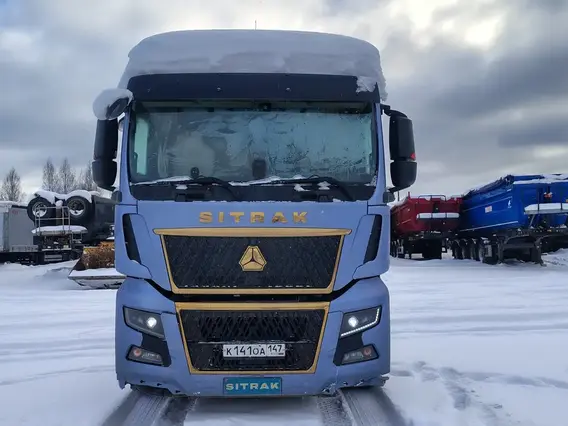 Седельный тягач SITRAK C7H MAX 2023 года б/у