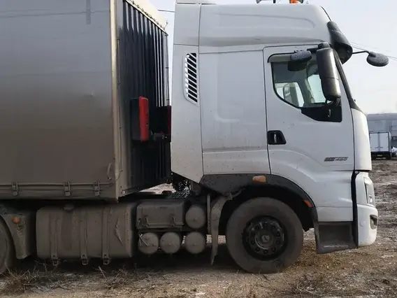 Седельный тягач Chenglong LZ4181H7AB 2023 года б/у фото 5