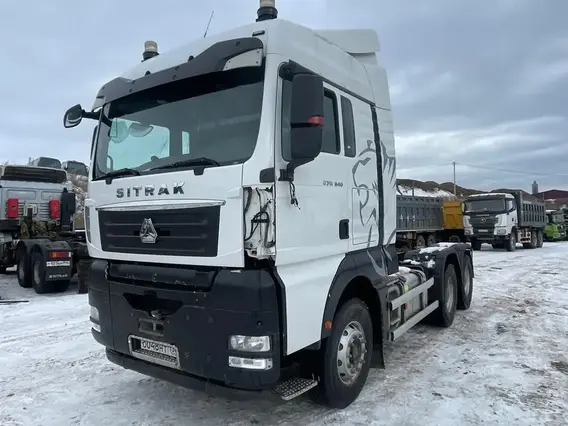 Седельный тягач SITRAK c7h 2022 года б/у фото 2