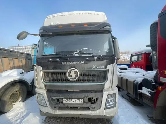 Седельный тягач Shacman SX42584V324 2023 года б/у фото 3