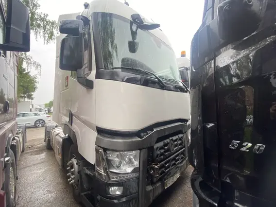 Седельный тягач Renault T 2019 года б/у