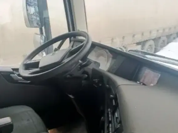 Седельный тягач Volvo FH 2021 года б/у фото 9