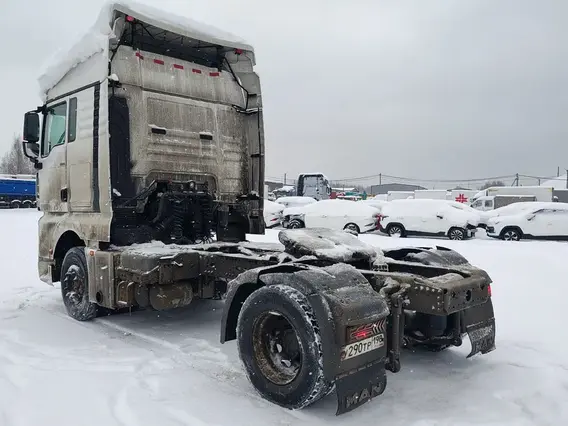 Седельный тягач SITRAK c7h 2023 года б/у фото 4