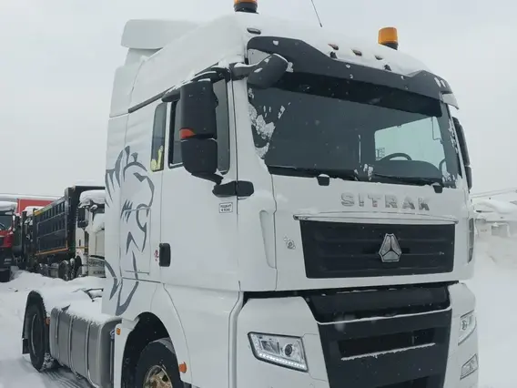 Седельный тягач SITRAK c7h 2023 года б/у