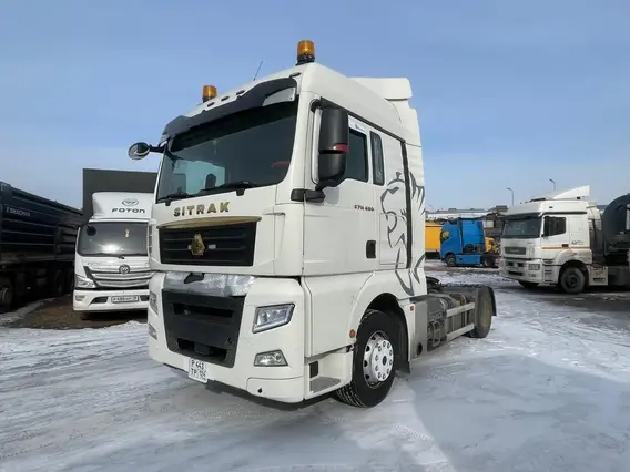 Седельный тягач SITRAK c7h 2023 года б/у фото 3