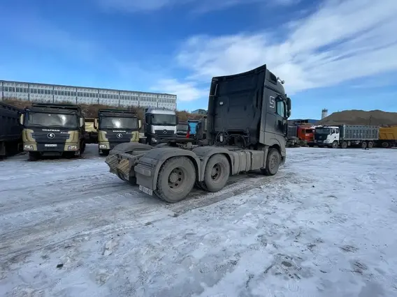 Седельный тягач Mercedes-Benz Actros 2020 года б/у фото 6