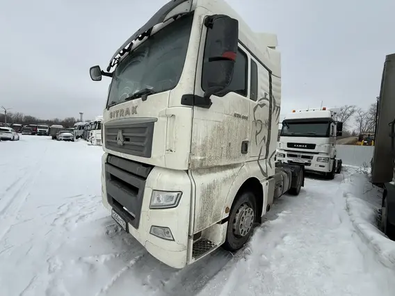 Седельный тягач SITRAK c7h 2023 года б/у фото 3