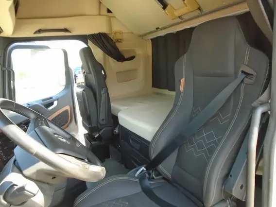 Седельный тягач Shacman SX4259GD4Q2 2022 года б/у фото 9