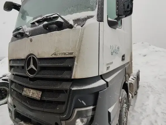 Седельный тягач Mercedes-Benz Actros 2023 года б/у фото 2