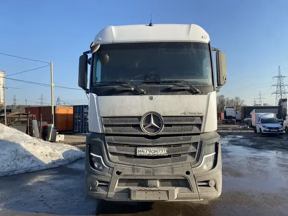 Седельный тягач Mercedes-Benz Actros 2023 года б/у фото 3