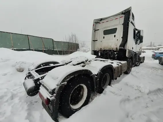 Седельный тягач Mercedes-Benz Actros 2023 года б/у фото 5