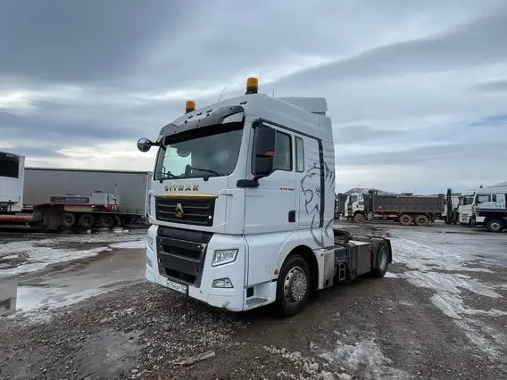 Седельный тягач SITRAK c7h 2023 года б/у фото 3