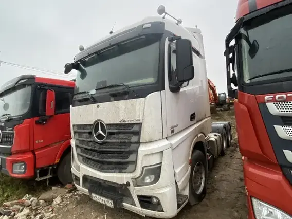 Седельный тягач Mercedes-Benz Actros 2023 года б/у