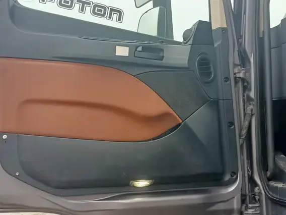 Седельный тягач Foton Auman EST A 2023 года б/у фото 6