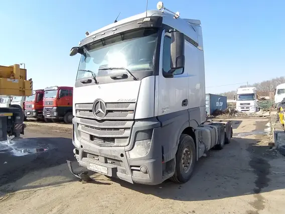 Седельный тягач Mercedes-Benz Actros 2022 года б/у фото 2