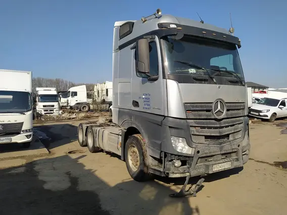 Седельный тягач Mercedes-Benz Actros 2022 года б/у фото 4