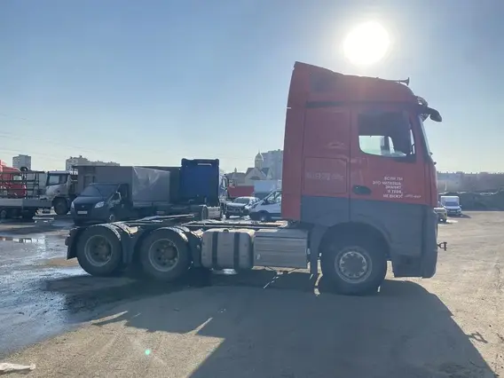 Седельный тягач Mercedes-Benz Actros 2022 года б/у фото 5