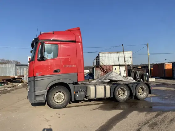 Седельный тягач Mercedes-Benz Actros 2022 года б/у фото 9