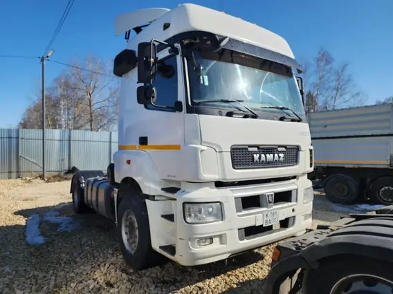 Седельный тягач Камаз 5490 2020 года б/у