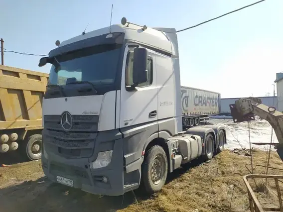 Седельный тягач Mercedes-Benz Actros 2022 года б/у