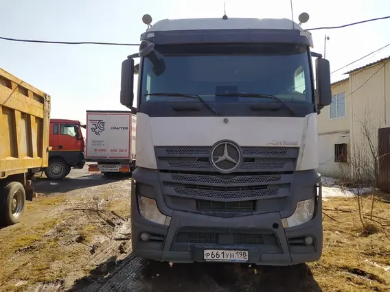 Седельный тягач Mercedes-Benz Actros 2022 года б/у фото 3