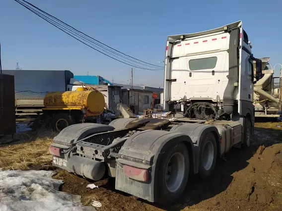Седельный тягач Mercedes-Benz Actros 2022 года б/у фото 6
