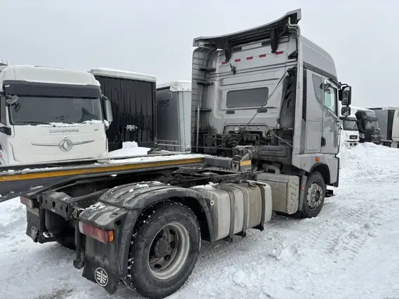 Седельный тягач FAW JH6 2023 года б/у фото 8