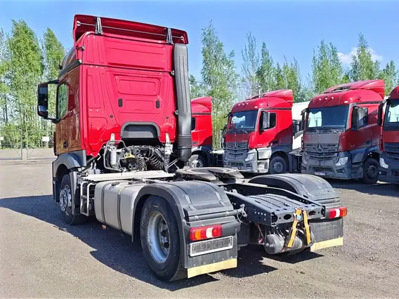 Седельный тягач Mercedes-Benz Actros 2021 года б/у фото 5